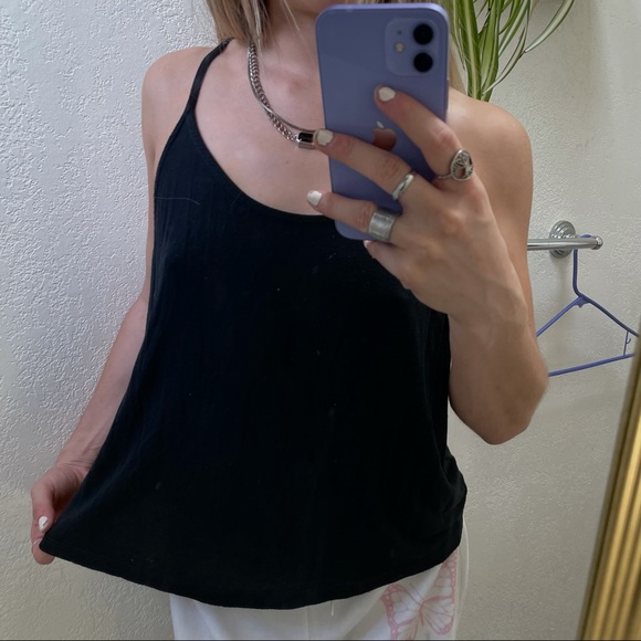 BLACK BRANDY MELVILLE TANK TOP - Picture 2 of 4